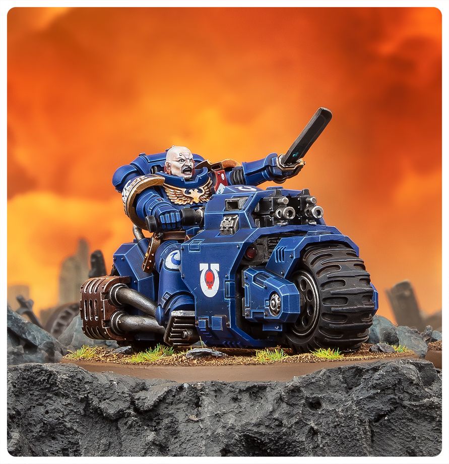 Games Workshop: Warhammer 40K - Space Marines Outrider Squad